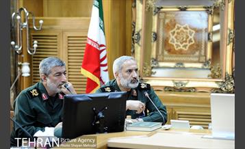 دیدار فرمانده سپاه محمد رسول الله تهران با شهردار تهران 13