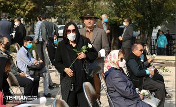 مراسم تشییع پیکر مرحومه ایران درودی هنرمند نقاش 5