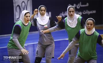 تمرین تیم ملی هندبال زنان ایران 3