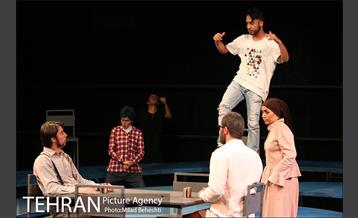 نمایش نبرد گالیله‎ 20