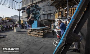 مسابقات پارکور فری استایل  24