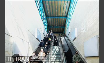 خدمات رسانی مترو تهران در روز ۲۲ بهمن 18