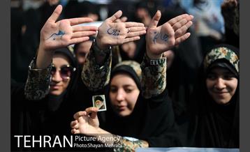 راهپیمایی ضدآمریکایی نمازگزاران جمعه تهران 17