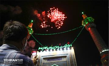 لحظه سال تحویل در حرم امام زاده صالح(ع) 32