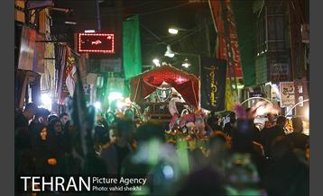 دسته های عزاداری محرم در محله امام زاده حسن  8