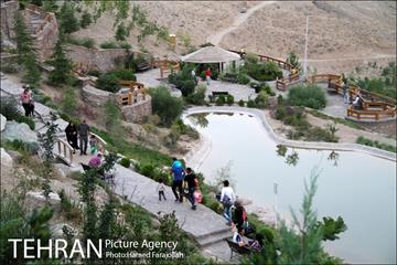 عصر تابستانی در بوستان آبشار تهران 14