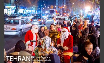 خرید کریسمس در تهران 22