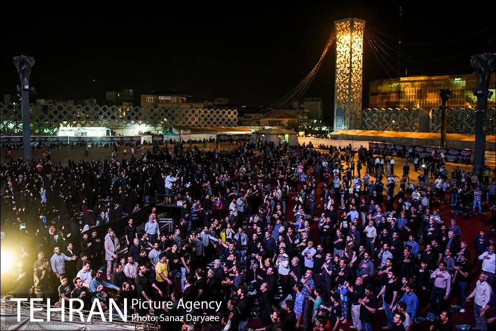 مراسم احیای شب بیست و سوم رمضان در میدان امام حسین (ع) 1