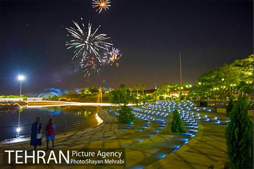 نور افشانی دریاچه باغ هنر اراضی عباس آباد به مناسب عید غدیر خم 11