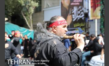 برگزاری مراسم سوگواری سالار شهیدان امام حسین (ع) در محلات منطقه 15 25