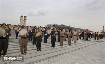 مراسم آیین‌ جهانی نوروز1401در منطقه گردشگری عباس آباد 24