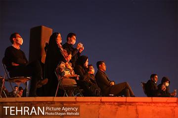کنسرت آنلاین علیرضا قربانی در میدان آزادی 16