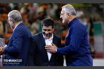 مراسم تجلیل از کشتی‌گیران قهرمان جهان (جشنی برای ایران) 71