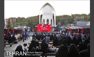 آیین اهتزاز پرچم هزار متری عزای حضرت اباعبدالله(ع) 15