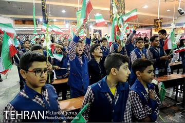 آیین نواختن زنگ دانش آموز شهید با حضور شهردار تهران 5