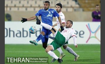 دیدار تیم های فوتبال استقلال و لوکوموتیو تاشکند