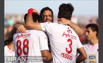 دیدار تیم‌های فوتبال پرسپولیس - سپیدرود رشت 16