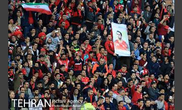 دیدار تیم‌های فوتبال پرسپولیس - پارس جنوبی 15