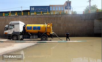 امدادرسانی سازمان مدیریت پسماند شهرداری تهران به مناطق سیل زده یزد