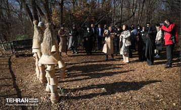 تور تهرانگردی ویـژه خانواده دیپلماتیک در منطقه 22