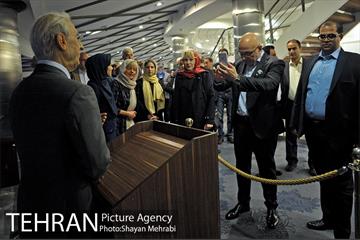بازدید وزیر فرهنگ و رسانه های جمهوری صربستان از برج میلاد تهران 26