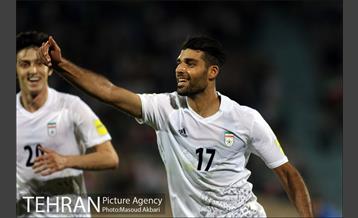 دیدار تیم‌های ملی فوتبال ایران و ازبکستان