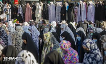 اقامه نماز عید سعید فطر در امامزاده صالح (ع) 20