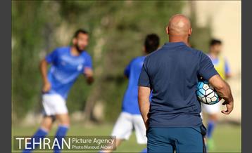 تمرین تیم فوتبال استقلال