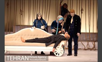 نمایش کابوس حضرت اشرف‎ 10