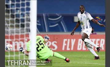 دیدار تیم های استقلال تهران و پاختاکور ازبکستان 4