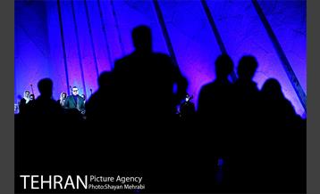 کنسرت آنلاین علیرضا قربانی در میدان آزادی 37