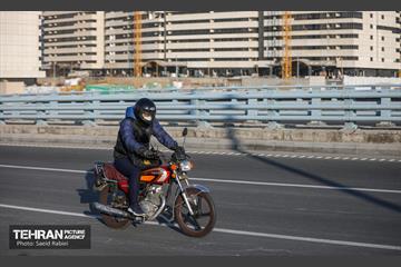 بازگشایی پل تقاطع غیرهمسطح بزرگراه شهید همدانی با رودخانه وردآورد 19