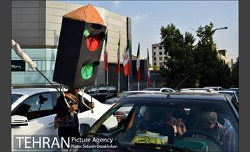 اجراهای خیابانی کمپین از خودمان شروع کنیم 19