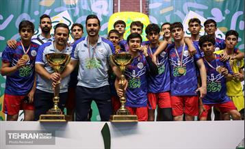 پایان رقابت‌های والیبال قهرمان شهر 2