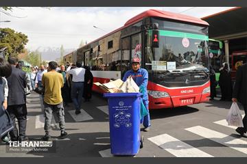 خدمات‌رسانی شهرداری تهران در نماز عید فطر مصلی تهران 4