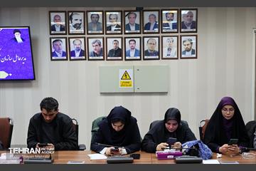 نشست خبری مدیرعامل سازمان مدیریت و نظارت بر تاکسیرانی شهر تهران 13