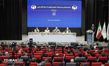هم اندیشی صمیمانه شهردار تهران با سازندگان شهر 12