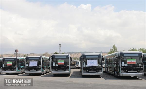 نشست خبری مشترک سخنگوی شهرداری و مدیرعامل شرکت واحد اتوبوسرانی 33