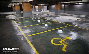 اینجا کارگاهه؛ پارکینگ مینابی 10