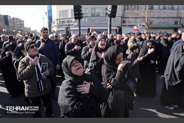 اجتماع مردم تهران در پی شهادت رهبر انقلاب - 1 62