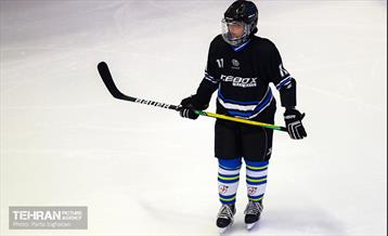 اسکیت هاکی روی یخ زنان 18