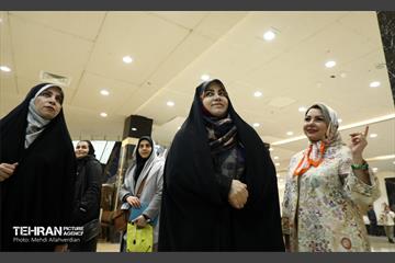 نمایشگاه انسان سال سه  13
