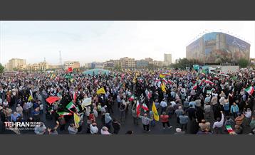 اجتماع مردمی در حمایت و تشکر از نیروهای مسلح در میدان انقلاب 46