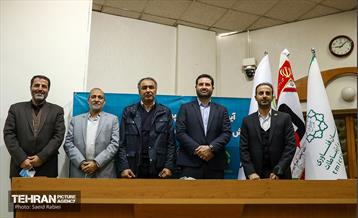 مراسم اعطای نخستین پروانه اپراتوری پایش هوشمند حریق ساختمان‌های تهران 31