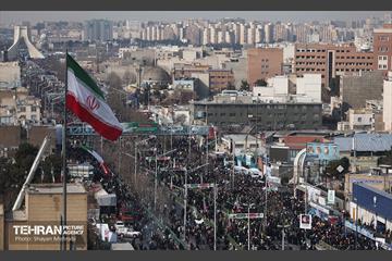 راهپیمایی ۲۲ بهمن در تهران - 3 62