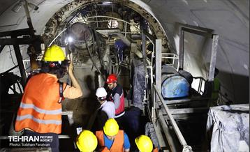 بازدید اصحاب رسانه از روند اجرایی پروژه احداث خط ۱۰ متروی تهران 14