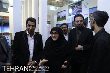 غرفه مرکز ارتباطات در هفتمین روز بیست و سومین نمایشگاه مطبوعات 14
