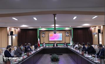 بازدید معاون هماهنگی امور مناطق از منطقه 8