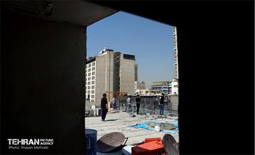 بازدید اصحاب رسانه از بازسازی ساختمان‌های آسیب‌دیده جنگ 12 روزه 24