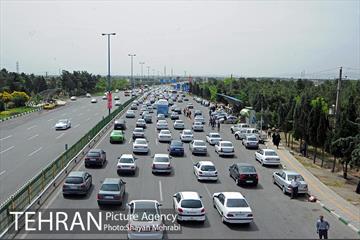 دومین روز از بیست و نهمین نمایشگاه بین المللی کتاب تهران 2